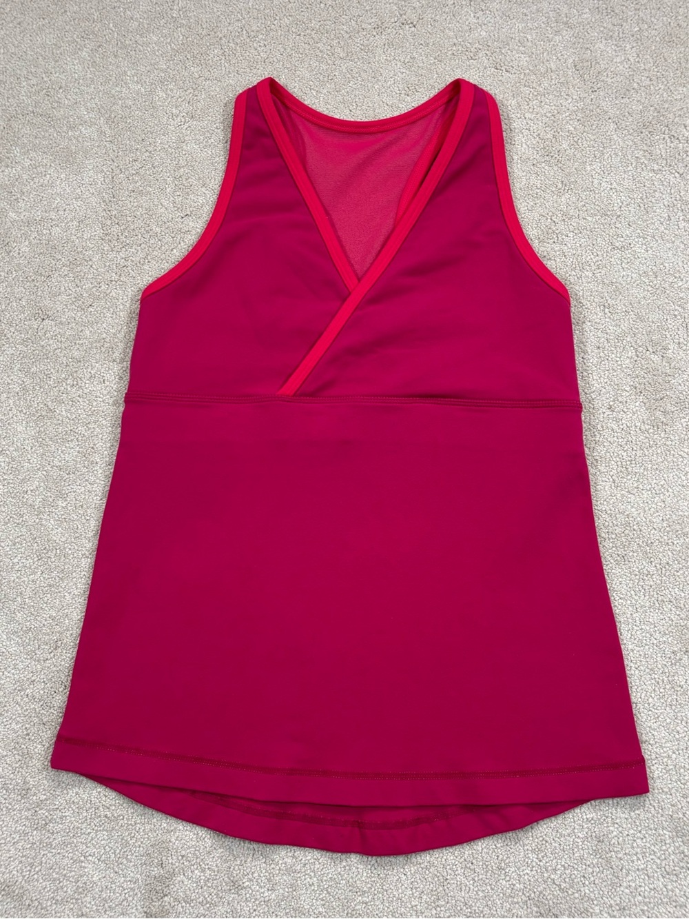 Lululemon Womens Deep V Mesh Racerback Tank Berry Magenta Size 8